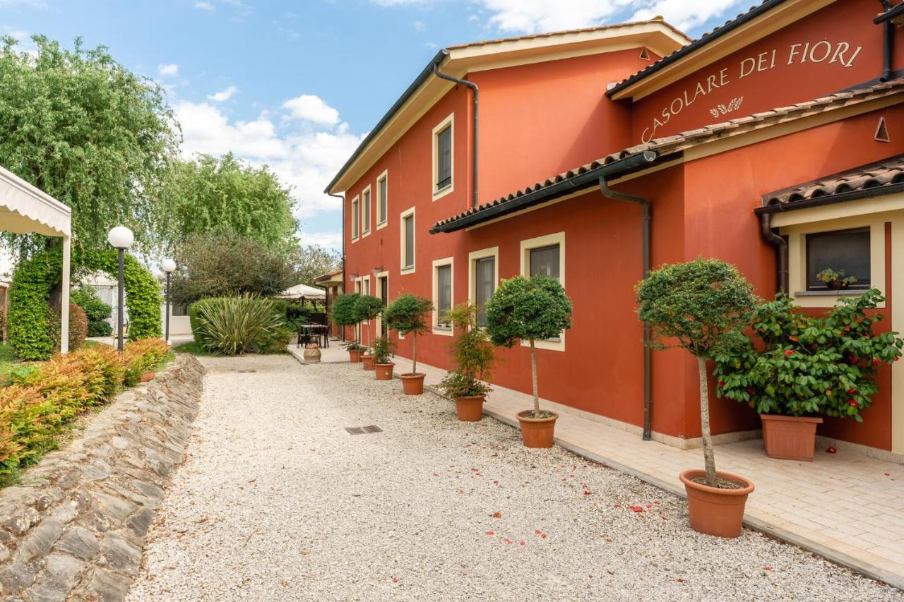 Casolare Dei Fiori - Calla Montecarlo Kültér fotó